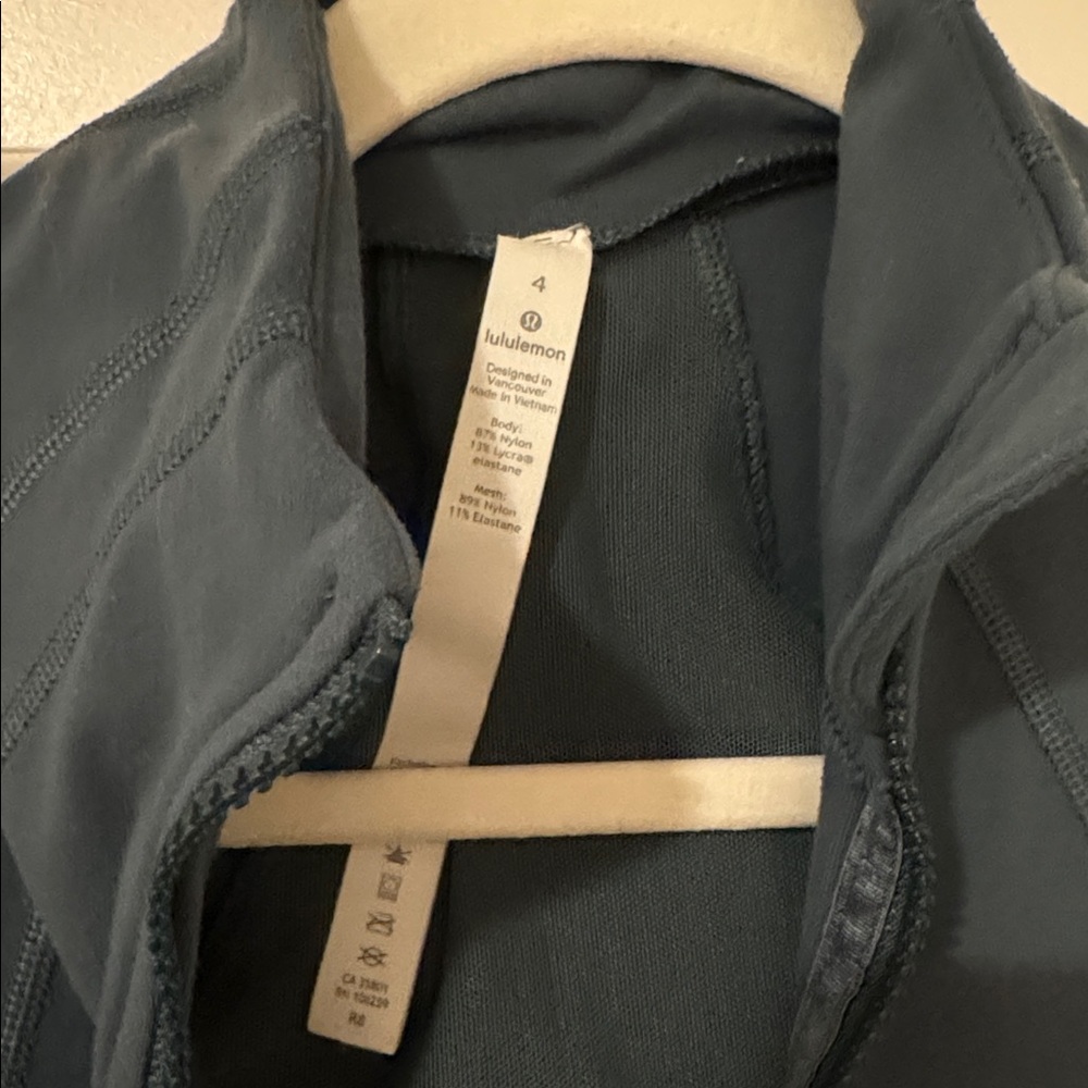 Define Jacket - Picture 2 of 4
